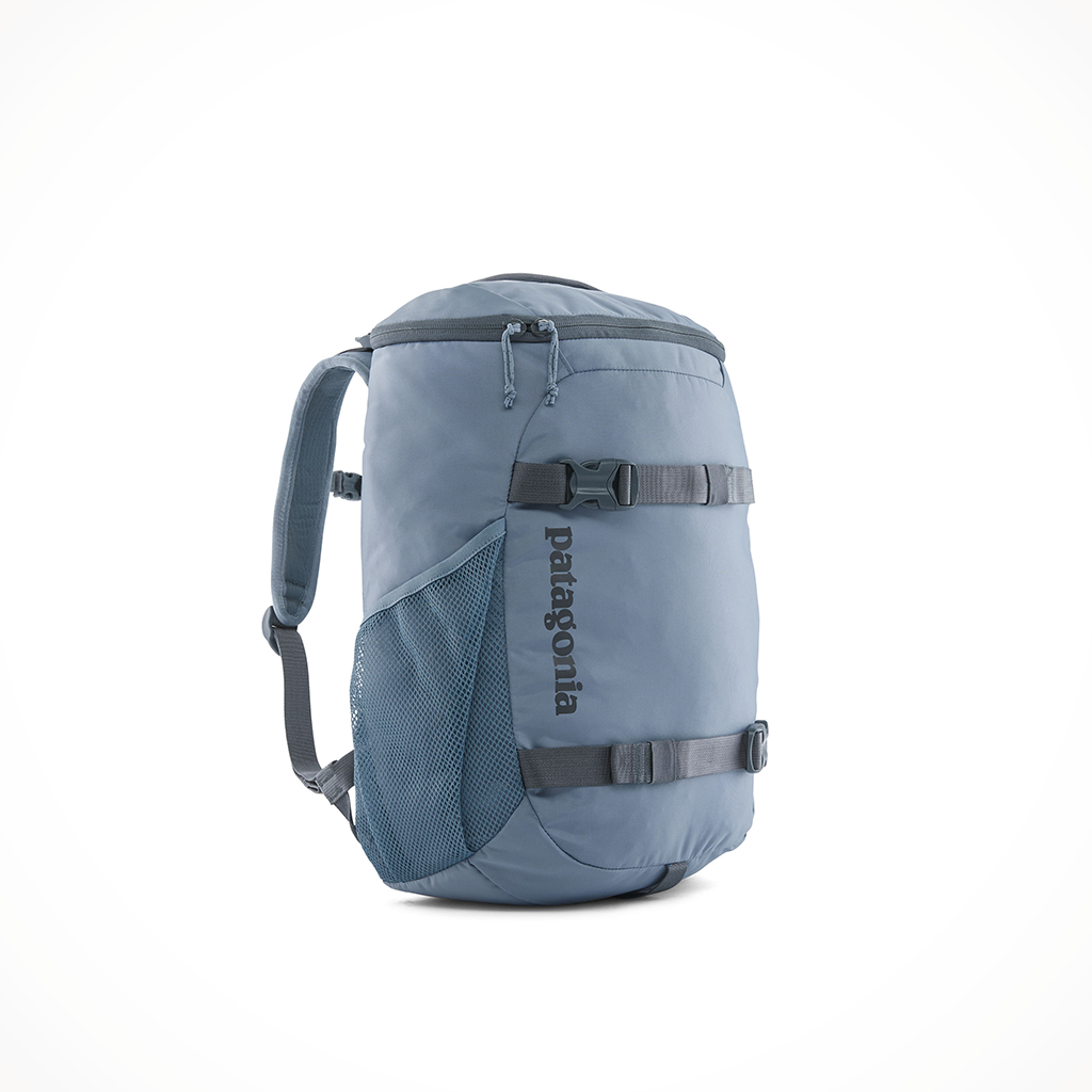 This Patagonia Sling Bag Is Perfect for Day Hikes